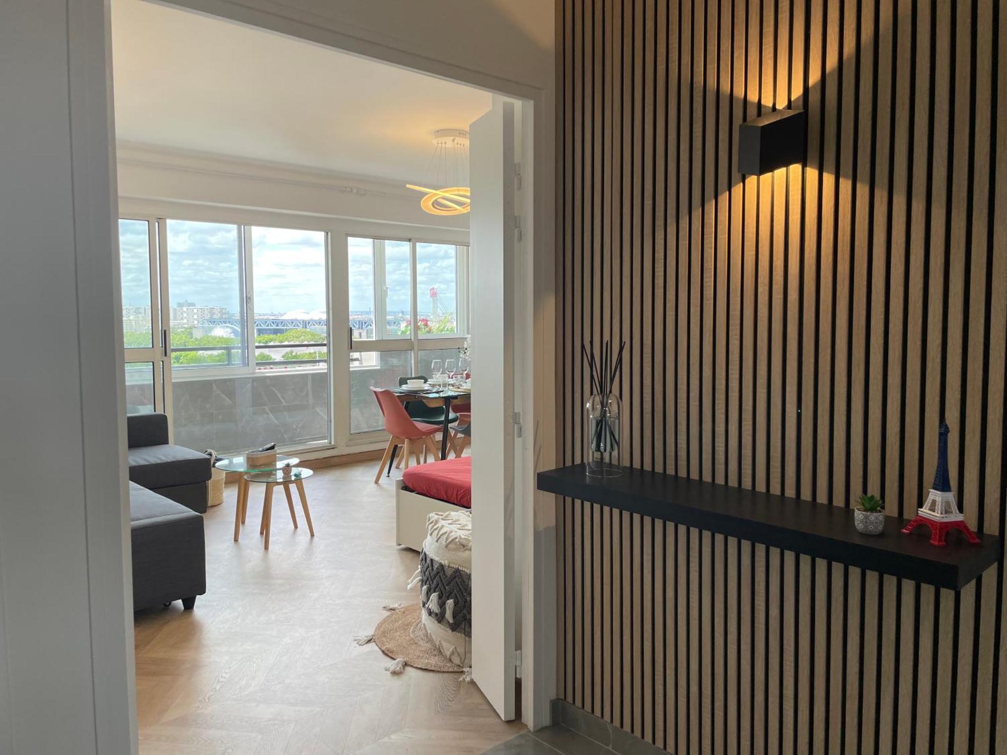 Paris Pantin Magnifique Appartement 4 Pieces De 108M2 Avec 2 Parking Interieur - Tres Cosy Pour 1 A 12 Personnes - Entierement Refait A Neuf Entire Apartment Luxurious And Warm - Pantin Paris 19 Eme Free Wifi Gratuit Zewnętrze zdjęcie