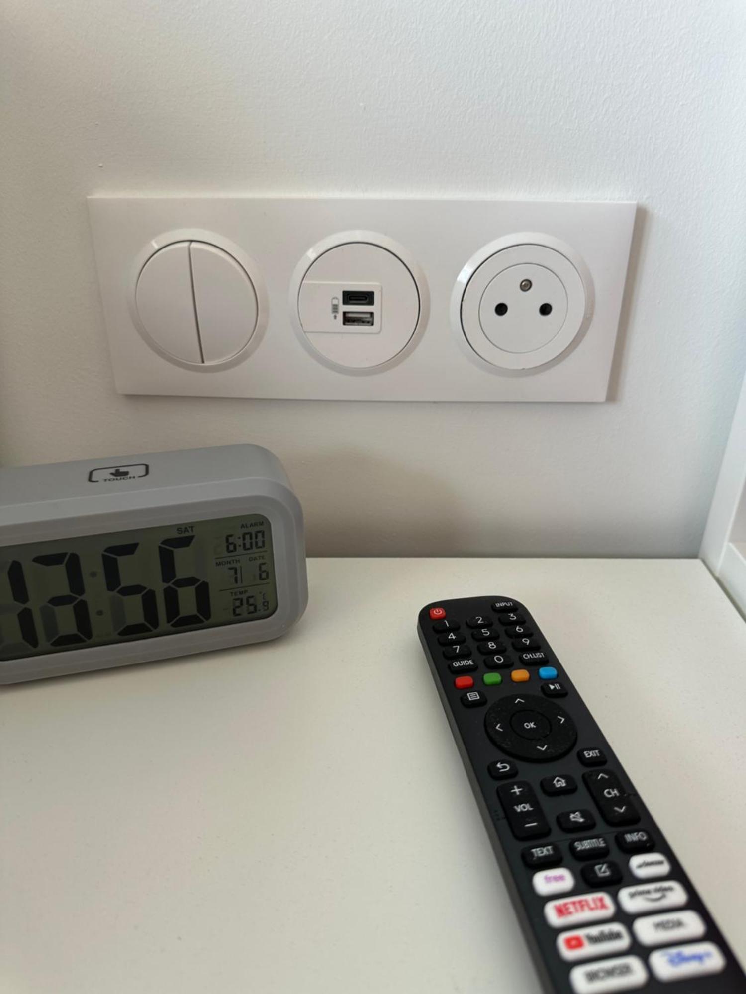 Paris Pantin Magnifique Appartement 4 Pieces De 108M2 Avec 2 Parking Interieur - Tres Cosy Pour 1 A 12 Personnes - Entierement Refait A Neuf Entire Apartment Luxurious And Warm - Pantin Paris 19 Eme Free Wifi Gratuit Zewnętrze zdjęcie
