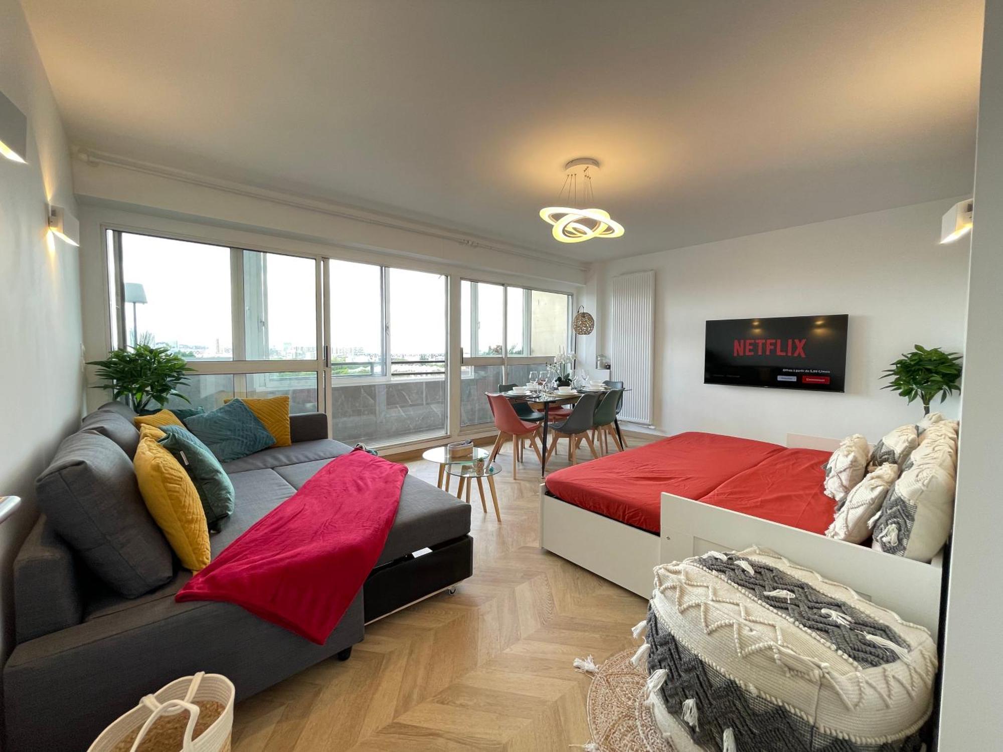 Paris Pantin Magnifique Appartement 4 Pieces De 108M2 Avec 2 Parking Interieur - Tres Cosy Pour 1 A 12 Personnes - Entierement Refait A Neuf Entire Apartment Luxurious And Warm - Pantin Paris 19 Eme Free Wifi Gratuit Zewnętrze zdjęcie