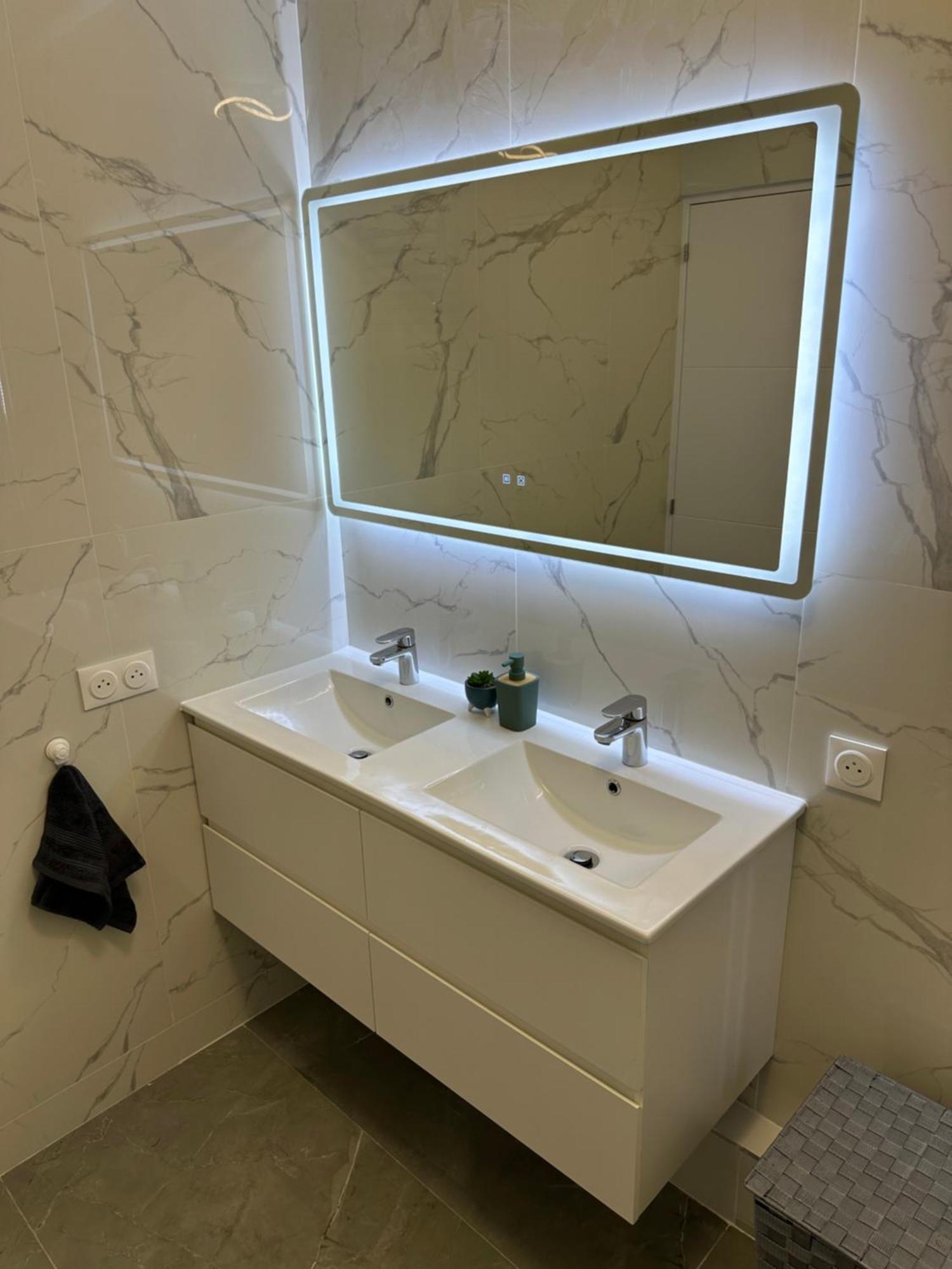 Paris Pantin Magnifique Appartement 4 Pieces De 108M2 Avec 2 Parking Interieur - Tres Cosy Pour 1 A 12 Personnes - Entierement Refait A Neuf Entire Apartment Luxurious And Warm - Pantin Paris 19 Eme Free Wifi Gratuit Zewnętrze zdjęcie