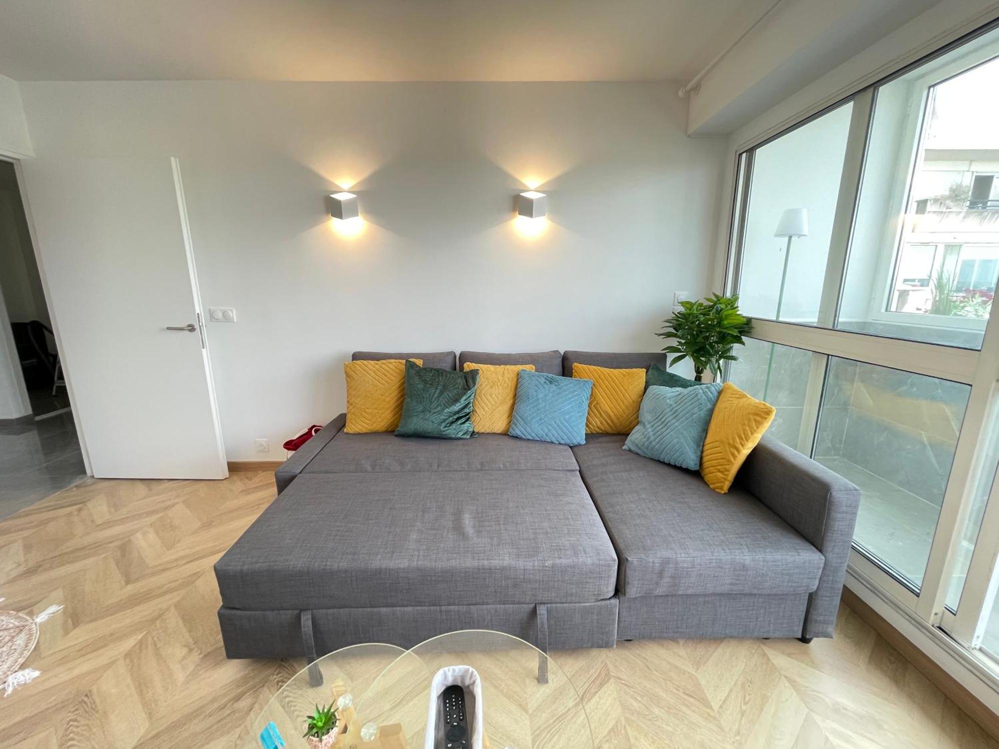 Paris Pantin Magnifique Appartement 4 Pieces De 108M2 Avec 2 Parking Interieur - Tres Cosy Pour 1 A 12 Personnes - Entierement Refait A Neuf Entire Apartment Luxurious And Warm - Pantin Paris 19 Eme Free Wifi Gratuit Zewnętrze zdjęcie