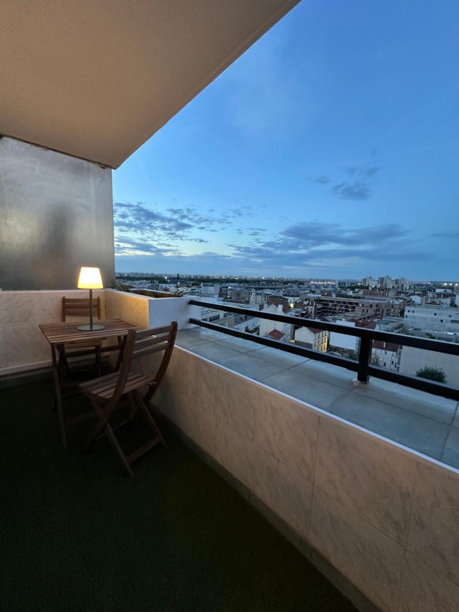 Paris Pantin Magnifique Appartement 4 Pieces De 108M2 Avec 2 Parking Interieur - Tres Cosy Pour 1 A 12 Personnes - Entierement Refait A Neuf Entire Apartment Luxurious And Warm - Pantin Paris 19 Eme Free Wifi Gratuit Zewnętrze zdjęcie